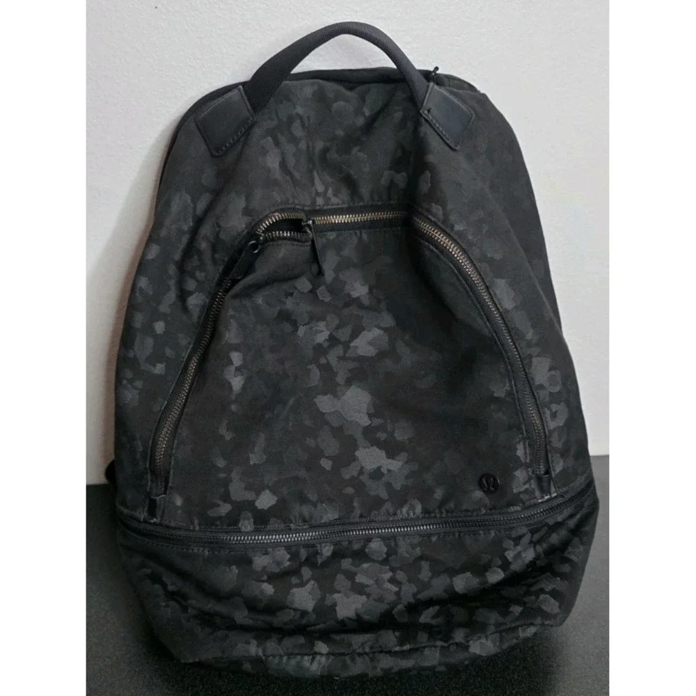 Lululemon Black Camouflage Backpack Medium‎ Polyester Travel School Camo Zip EUC